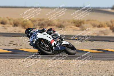 media/Nov-17-2024-CVMA (Sun) [[1fec520723]]/Race 12-Supersport Open/